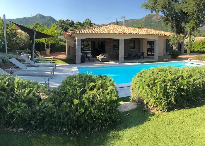 Villa Standing Piscine Chauffee Privee Sainte-Lucie de Porto-Vecchio