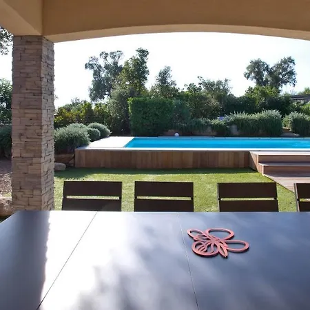 Standing Piscine Chauffee Privee * 圣塔露西港口