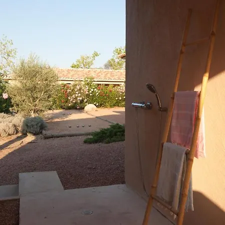 Standing Piscine Chauffee Privee 别墅 *