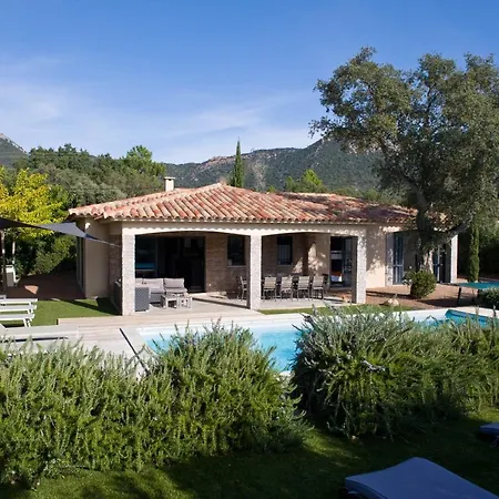 Standing Piscine Chauffée Privée Villa Sainte-Lucie de Porto-Vecchio