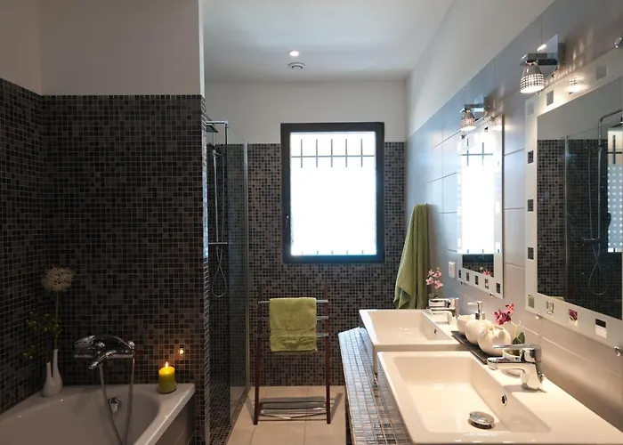 Villa Standing Piscine Chauffée Privée Sainte-Lucie-de-Porto-Vecchio